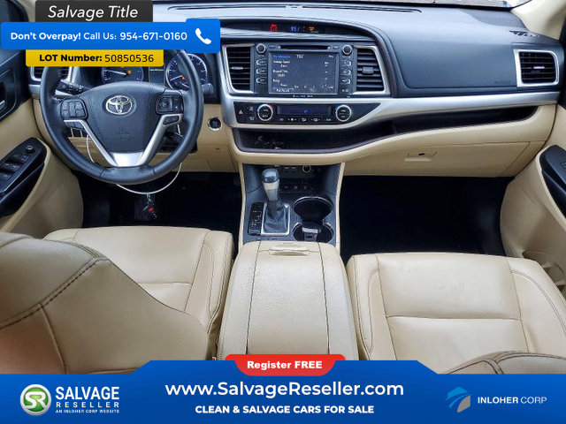 Used 2019 Toyota Highlander XLE AWD/4WD image 11