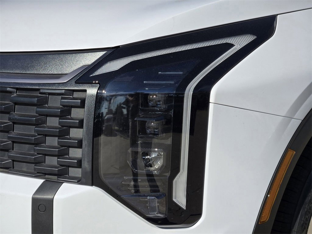 New 2026 Kia Sportage LX image 6