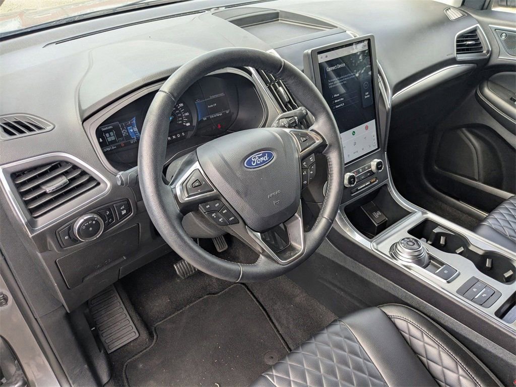Used 2024 Ford Edge Titanium image 20