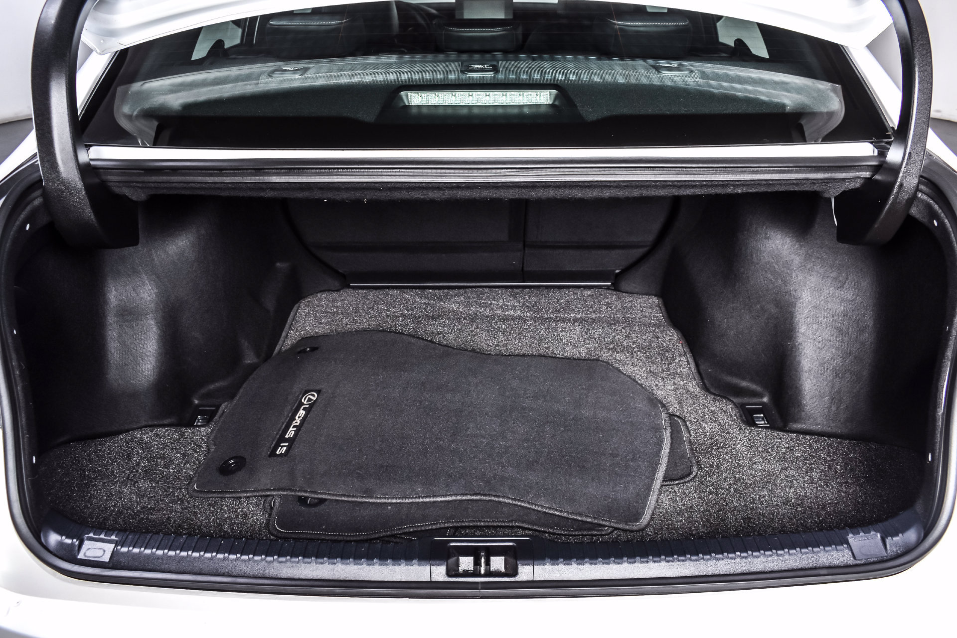 Used 2023 Lexus IS 300 w/ Premium Package RWD image 7