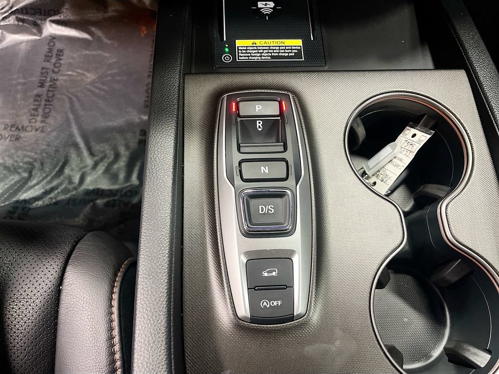 Used 2025 Honda Passport TrailSport image 17