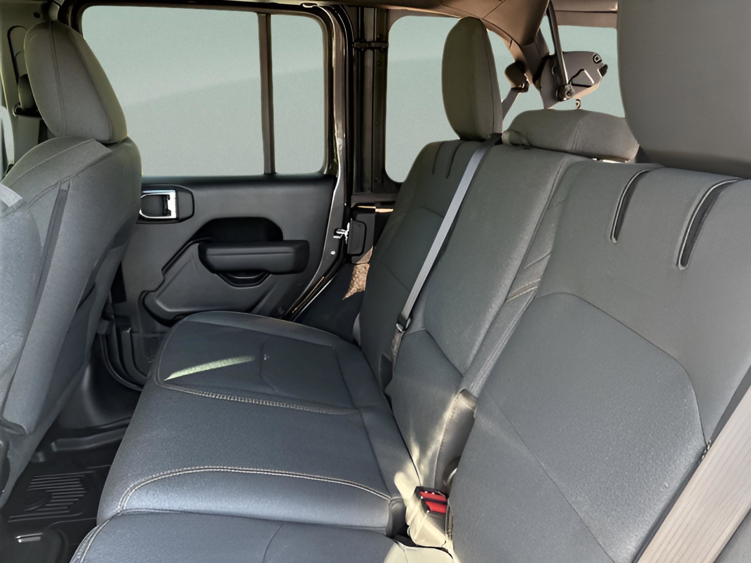 Used 2025 Jeep Wrangler Sport S w/ Convenience Group image 19