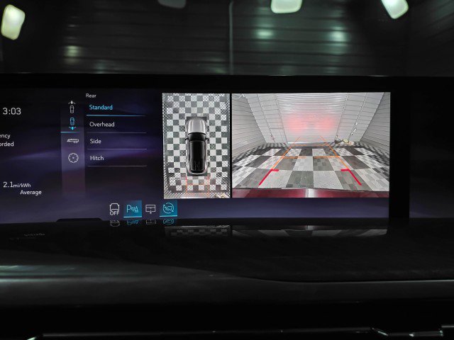 Used 2025 Cadillac Escalade IQ Luxury 2 w/ LPO, Premium Carpet Package image 27