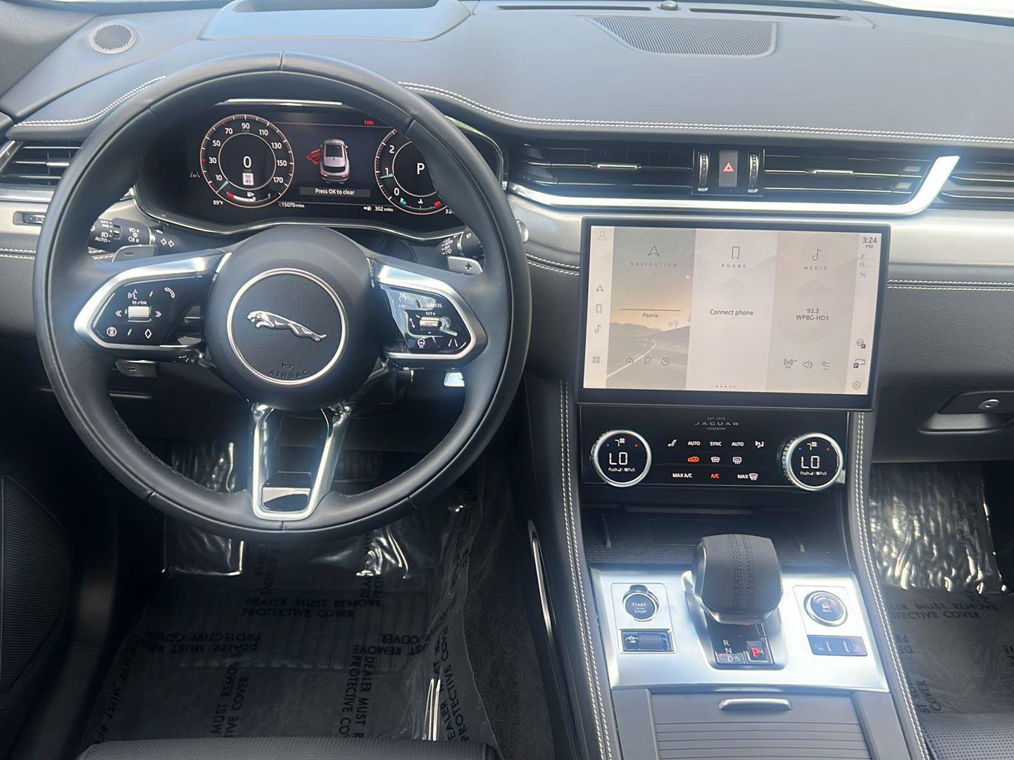 Certified 2026 Jaguar F-PACE R-Dynamic S AWD/4WD image 10