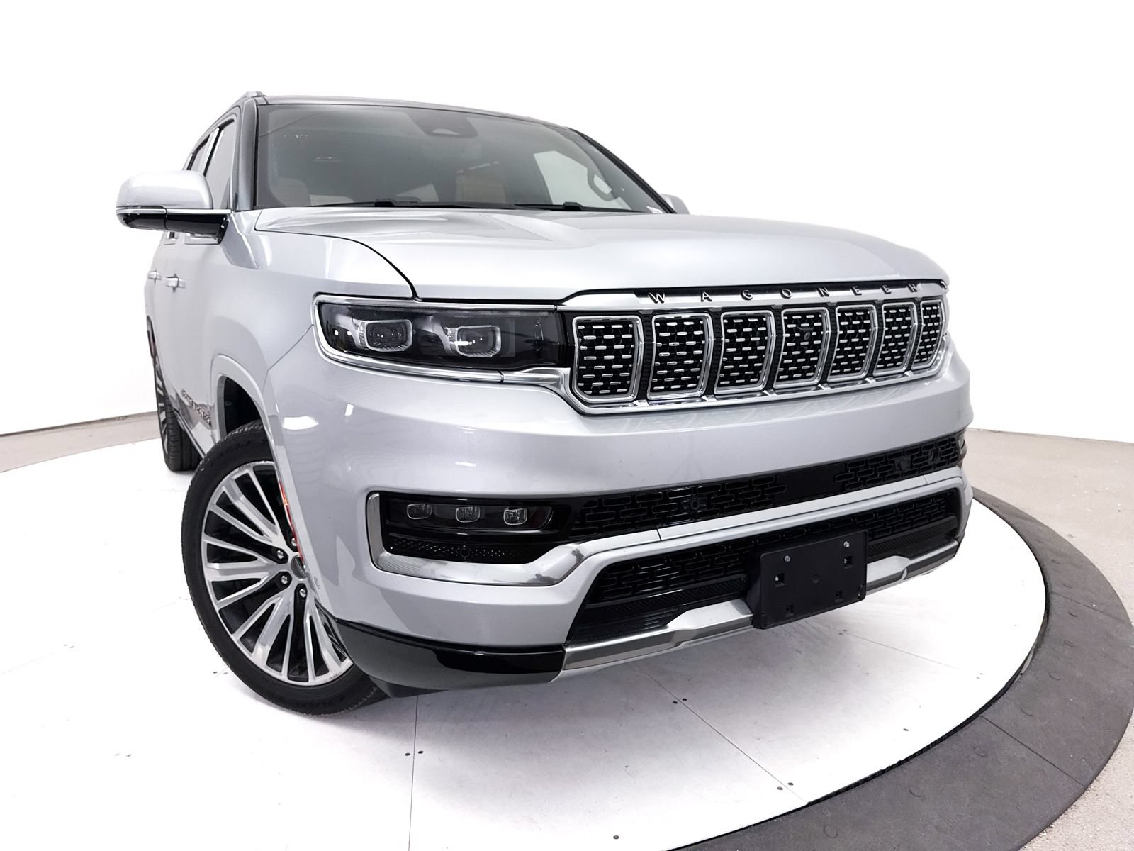 Used 2022 Jeep Grand Wagoneer Series III w/ Flexible Seating Group AWD/4WD image 9