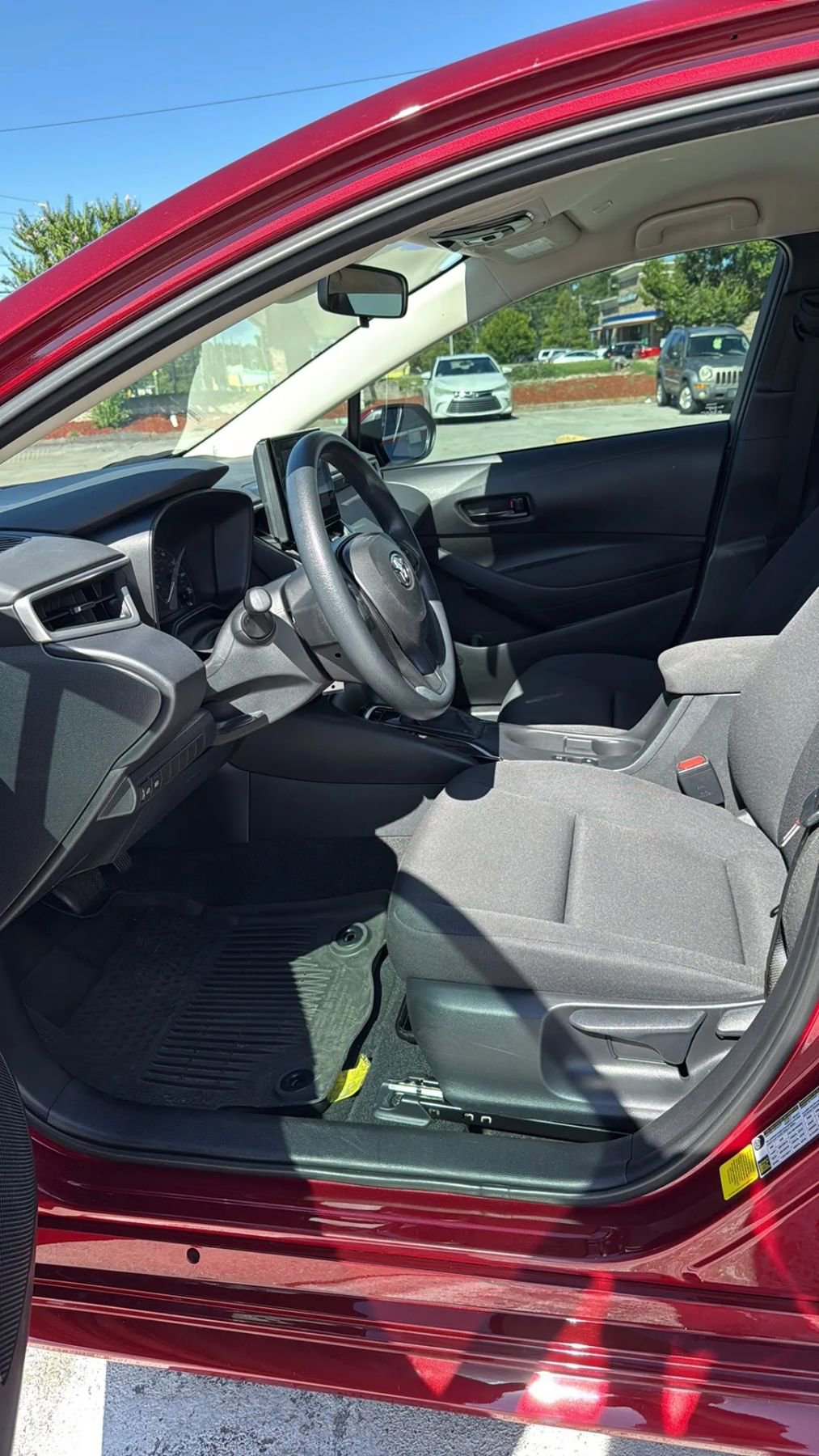 Used 2024 Toyota Corolla LE image 7