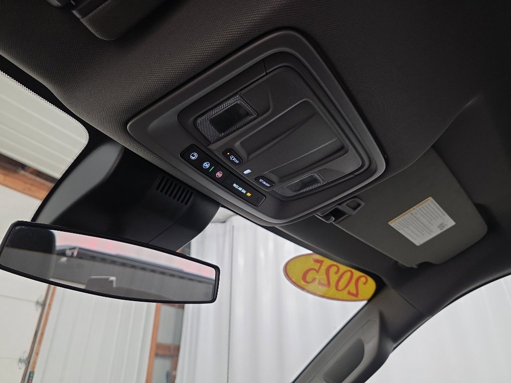 Used 2025 Chevrolet Silverado 1500 W/T RWD image 26