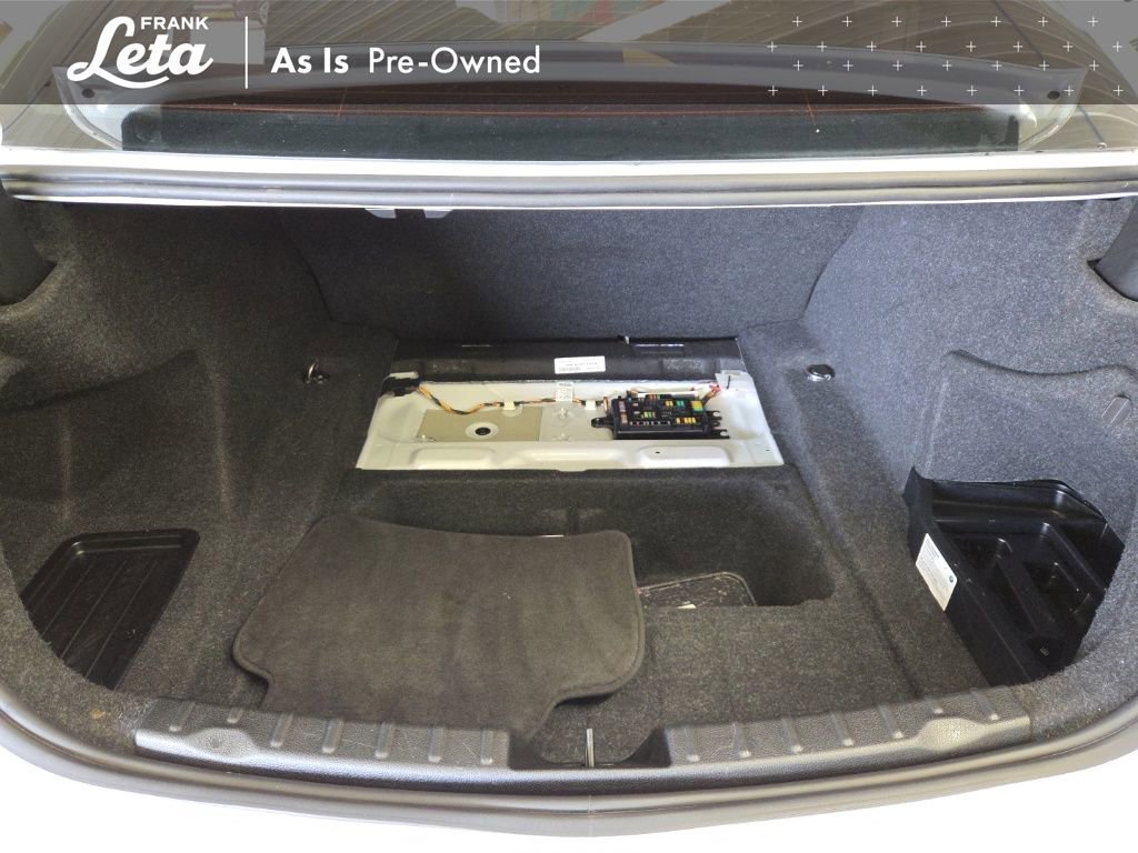 Used 2018 BMW 320i Sedan RWD image 25