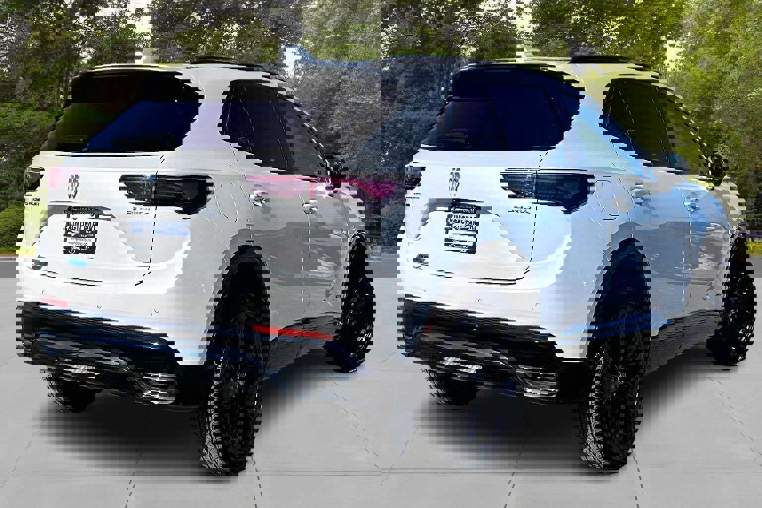 Used 2024 Buick Envision Sport Touring image 5