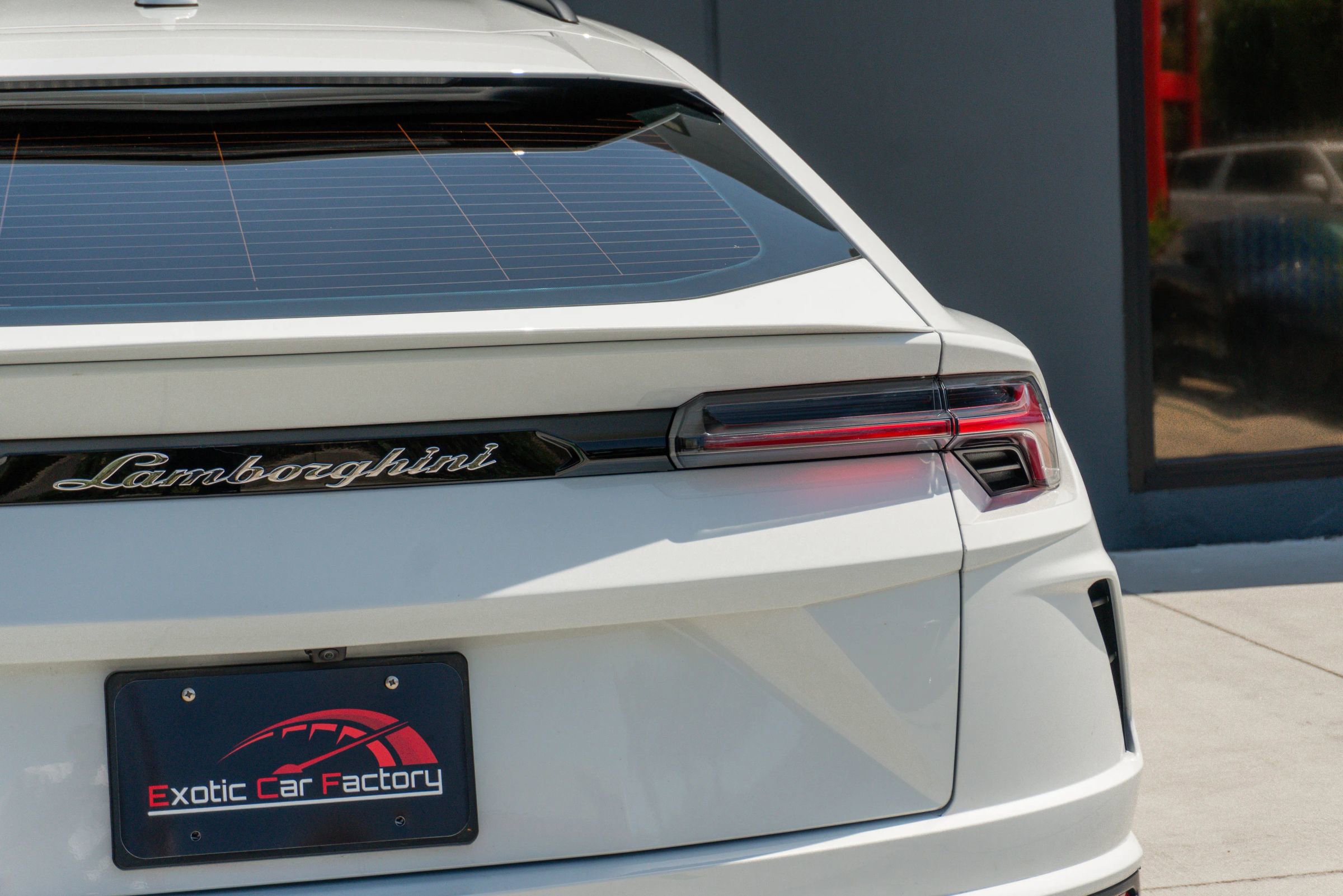 Used 2020 Lamborghini Urus AWD/4WD image 39