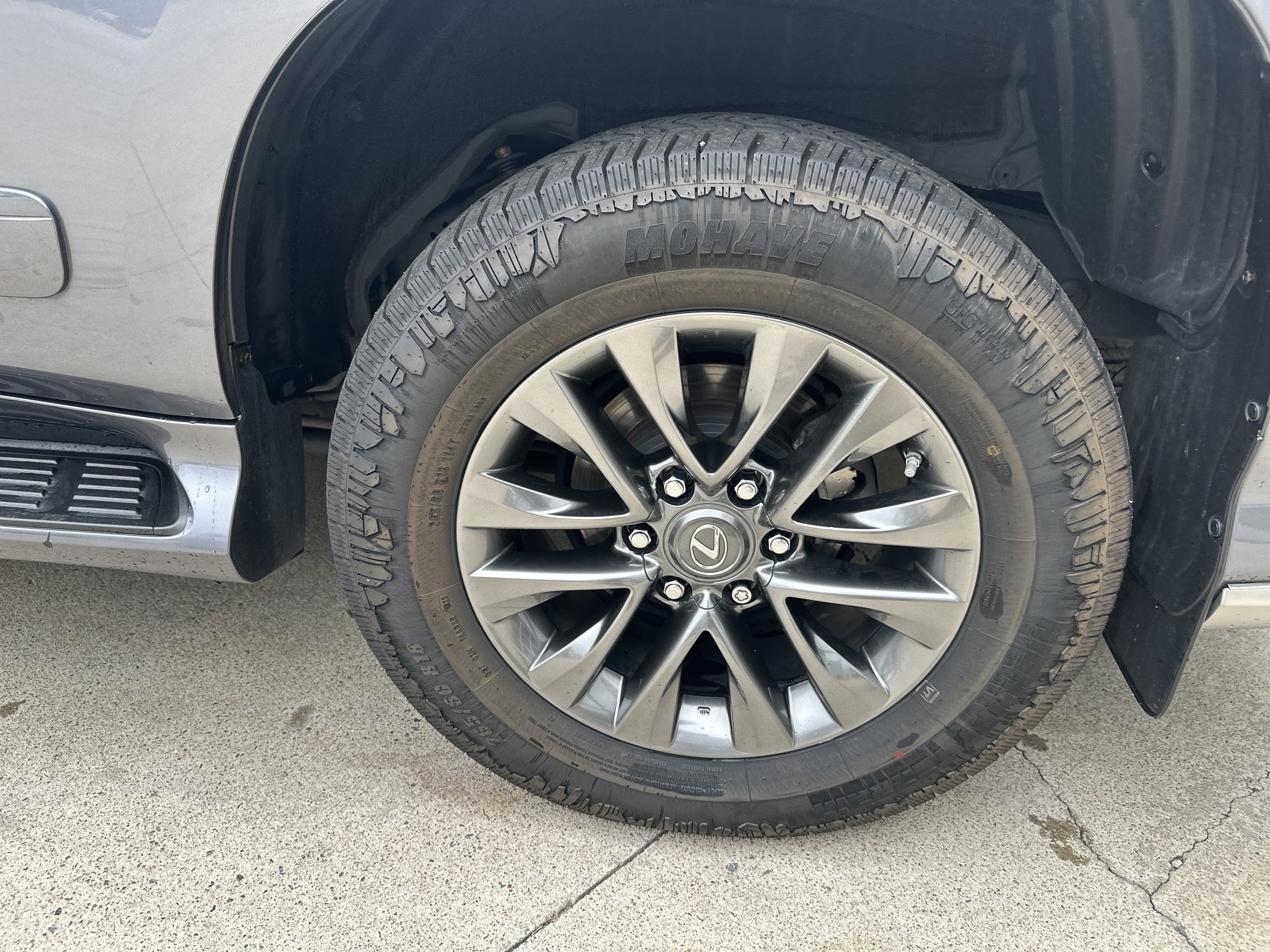 Used 2018 Lexus GX 460 Premium AWD/4WD image 34