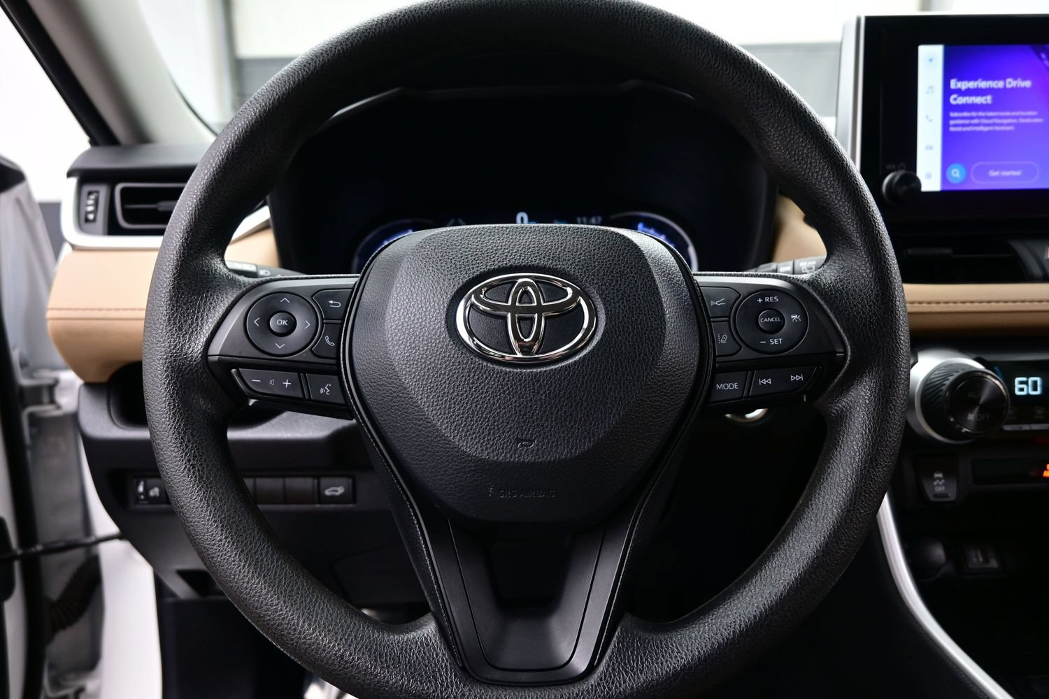 Used 2024 Toyota RAV4 XLE w/ Convenience Package AWD/4WD image 24