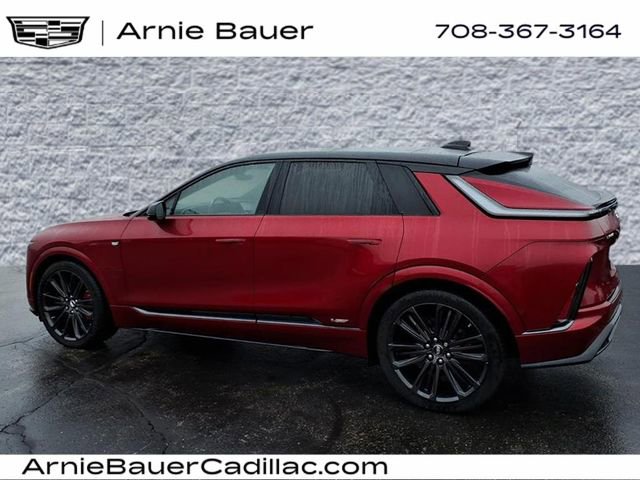 New 2026 Cadillac Lyriq V AWD/4WD image 8