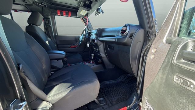 Used 2018 Jeep Wrangler Unlimited Willys Wheeler image 22