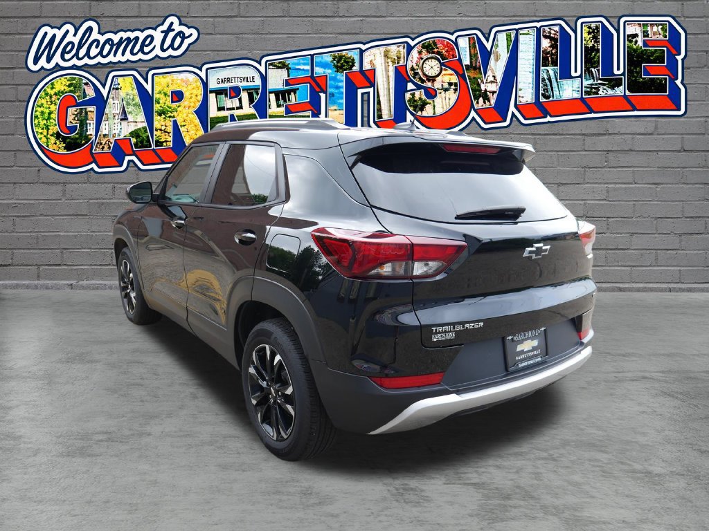 Used 2023 Chevrolet TrailBlazer LT w/ Convenience Package FWD image 6