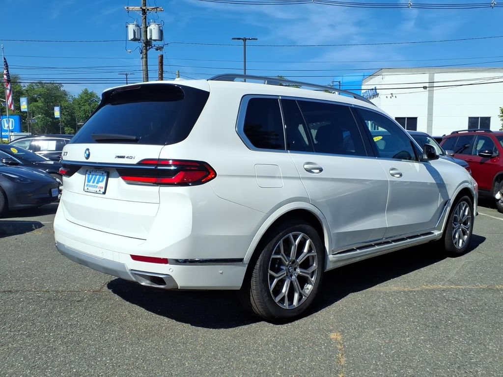Used 2025 BMW X7 xDrive40i AWD/4WD image 6