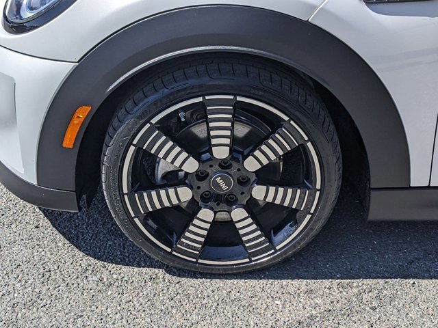 Certified 2023 MINI Cooper S FWD image 22