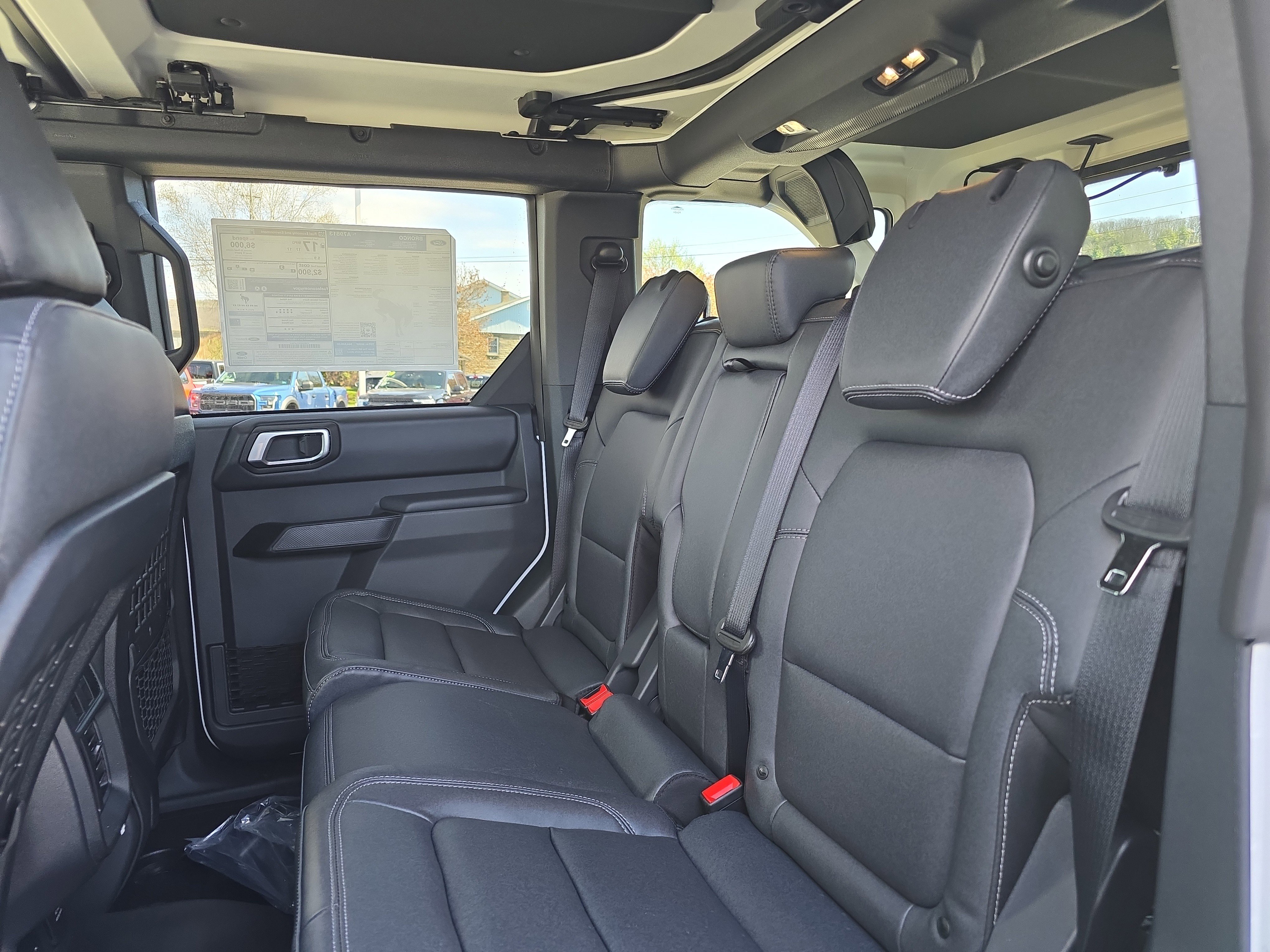 New 2026 Ford Bronco Badlands AWD/4WD image 15