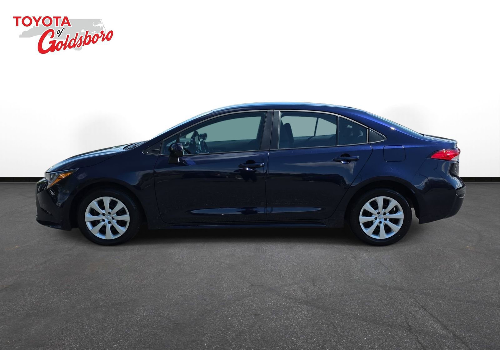 Used 2025 Toyota Corolla LE image 8