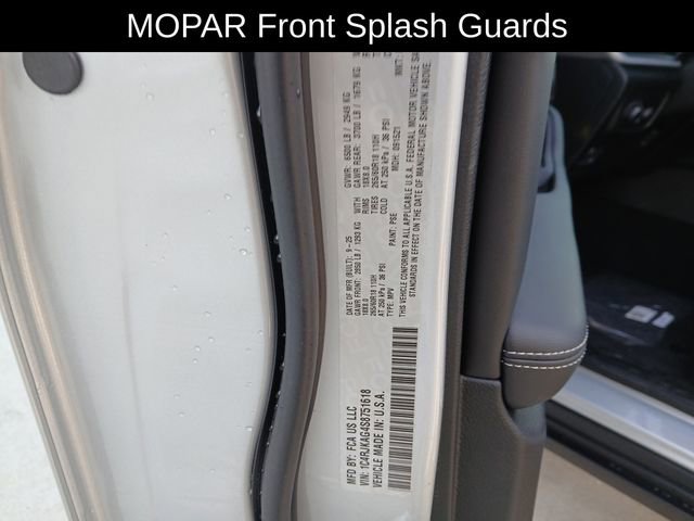 New 2025 Jeep Grand Cherokee L Laredo w/ Luxury Tech Group I image 32