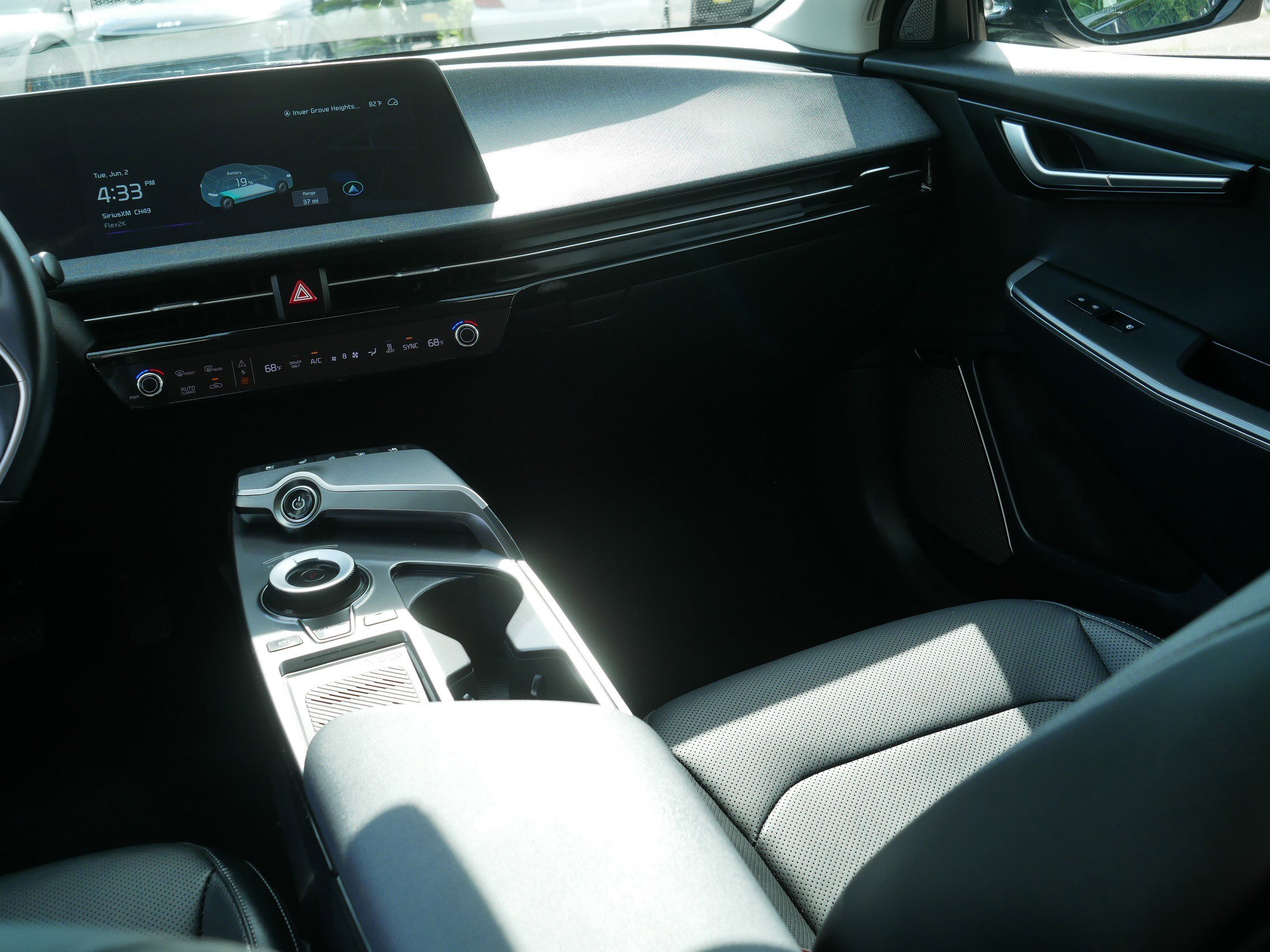 Certified 2023 Kia EV6 Wind AWD/4WD image 11