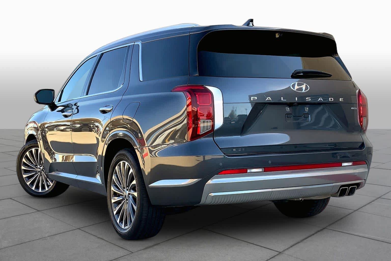 Certified 2024 Hyundai Palisade Calligraphy AWD/4WD image 12
