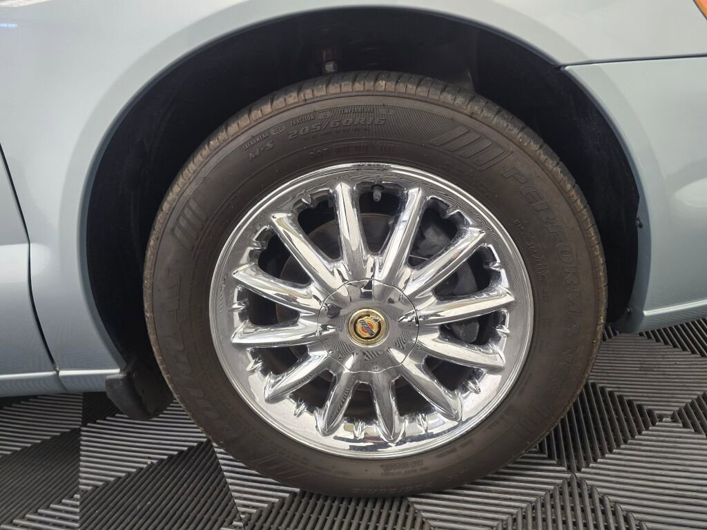 Used 2003 Chrysler Sebring Limited image 31