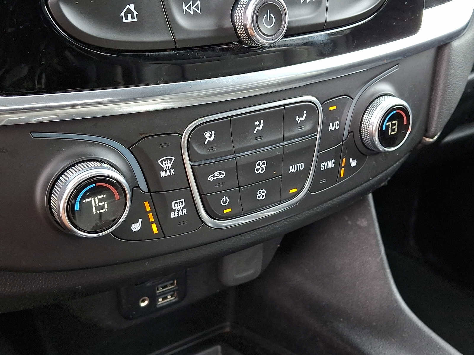 Used 2023 Chevrolet Traverse LT w/ LT Premium Package image 15