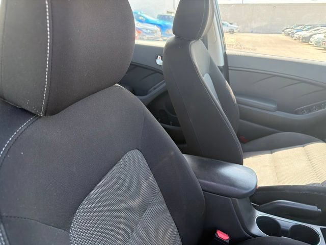 Used 2017 Kia Forte LX FWD image 21