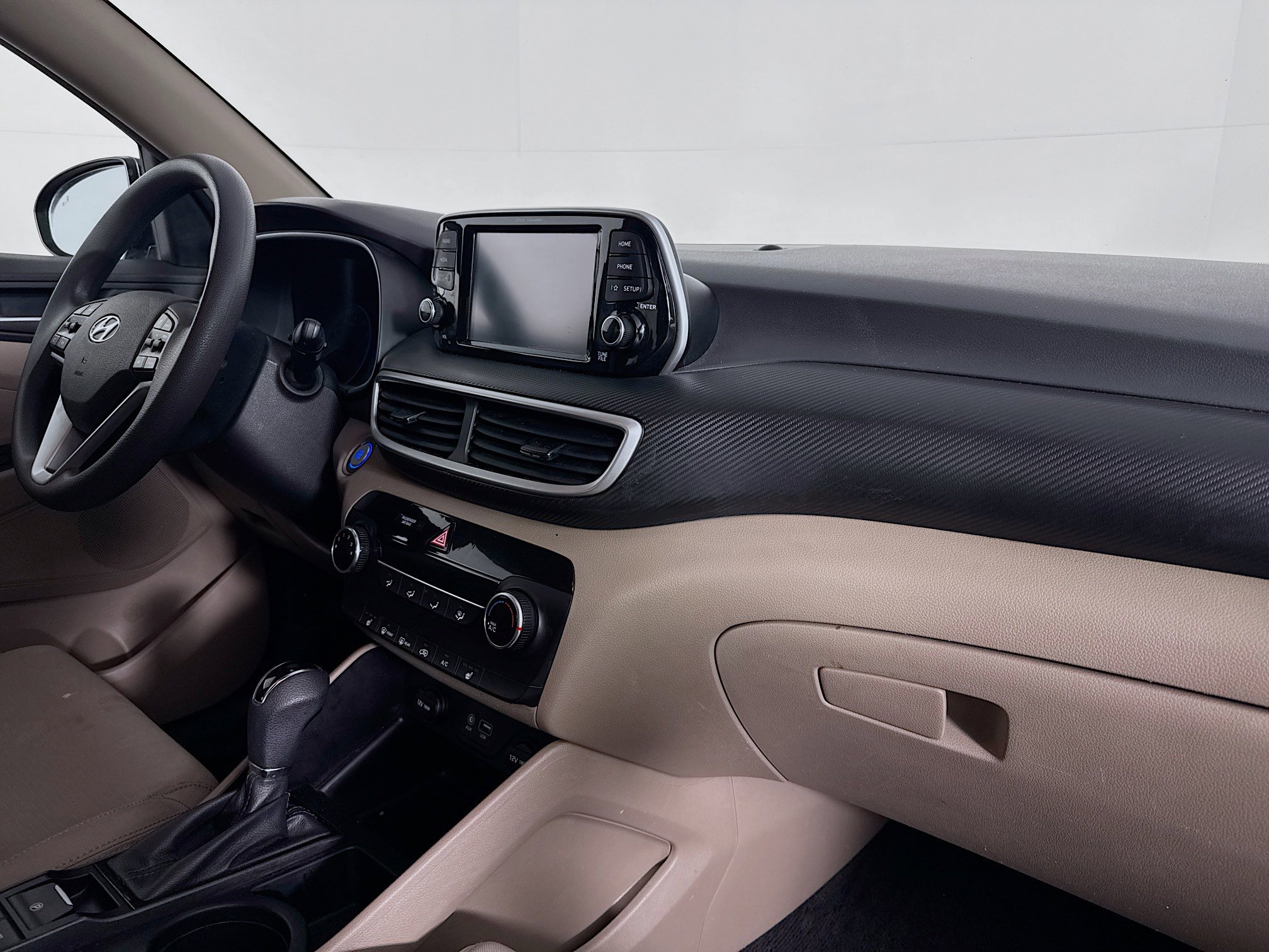 Used 2020 Hyundai Tucson Value w/ Cargo Package image 29