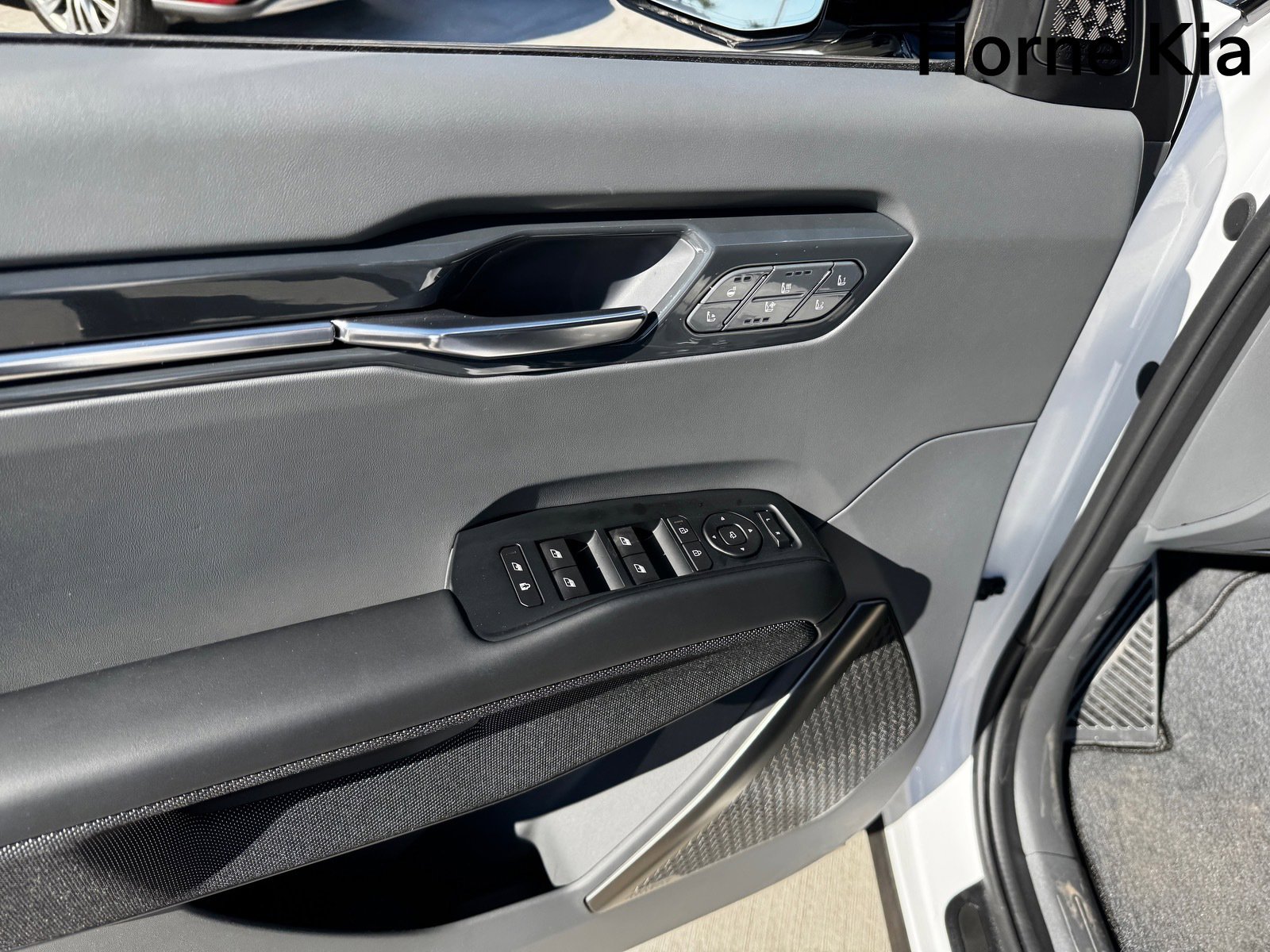 Certified 2026 Kia EV9 GT-Line image 11