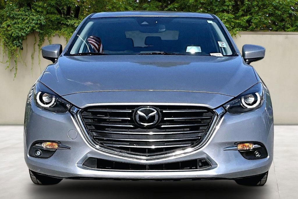 Used 2018 MAZDA MAZDA3 Grand Touring w/ Premium Equipment Package FWD image 2