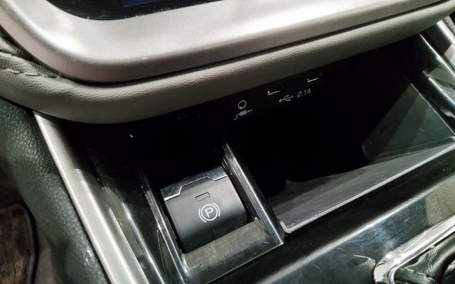 Used 2020 Subaru Outback Premium image 29