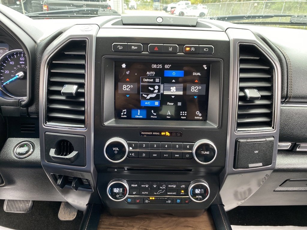 Used 2018 Ford Expedition Max Platinum image 36