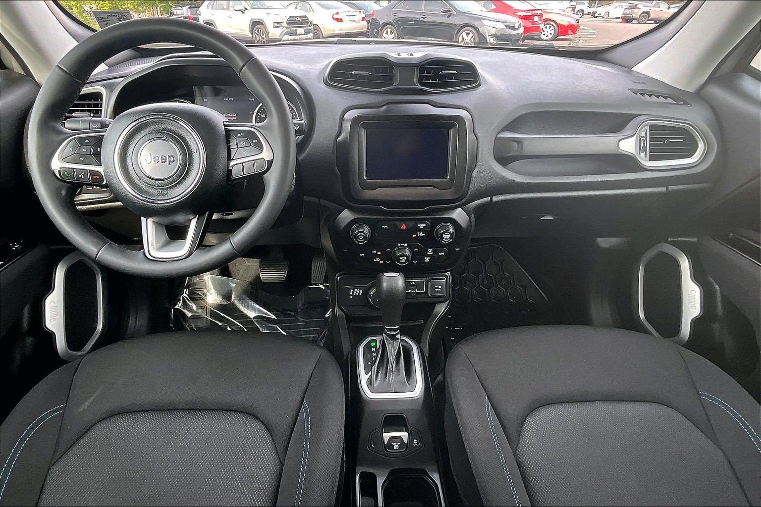 Used 2021 Jeep Renegade Latitude AWD/4WD image 13