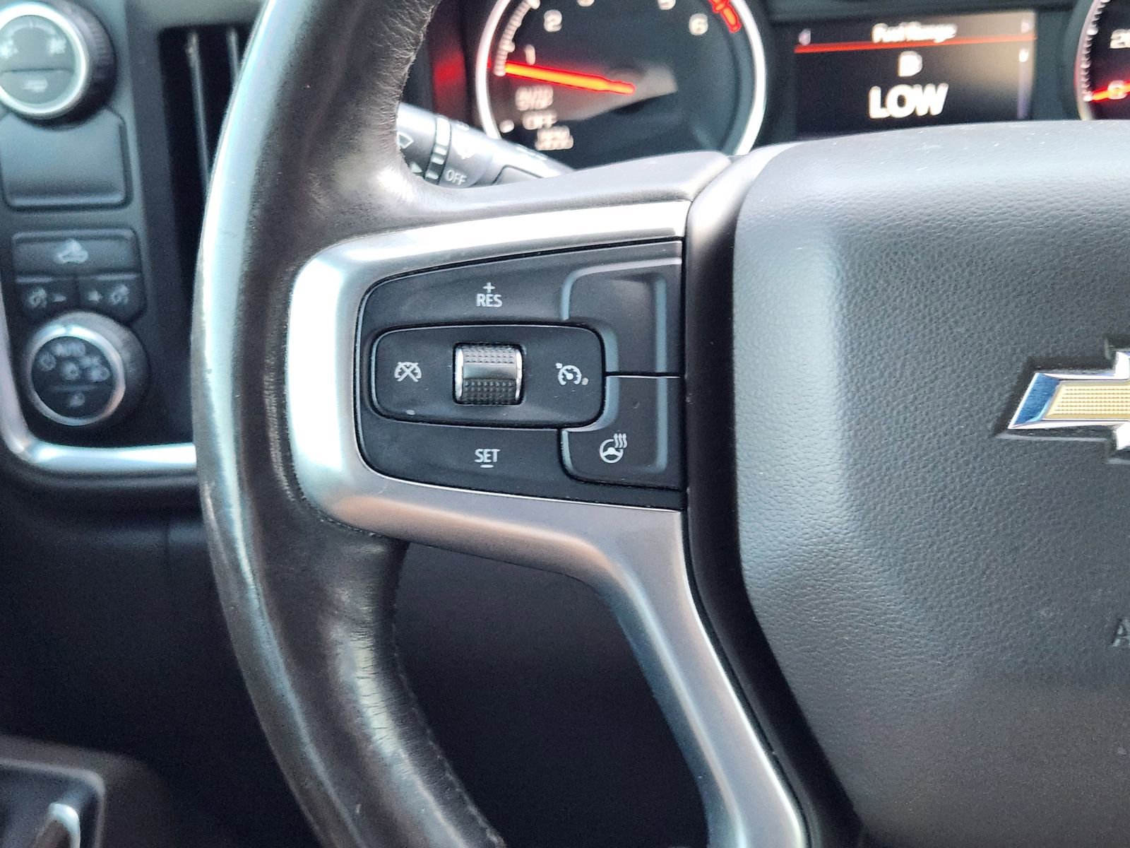 Used 2019 Chevrolet Silverado 1500 LT w/ Texas Edition image 32