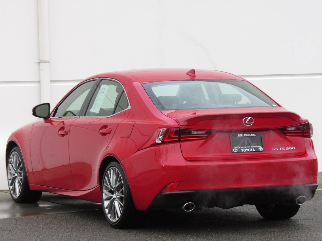 Used 2016 Lexus IS 300 AWD image 5