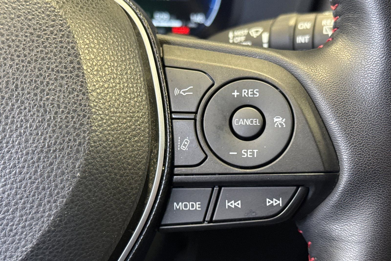 Certified 2023 Toyota RAV4 XSE w/ Weather Package AWD/4WD image 32