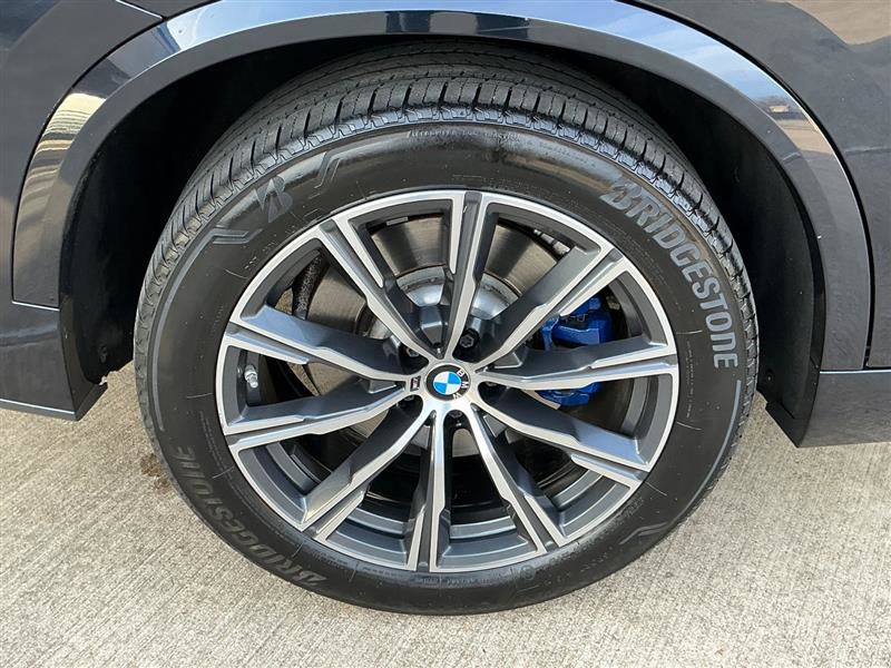Used 2019 BMW X5 xDrive50i w/ M Sport Package image 26