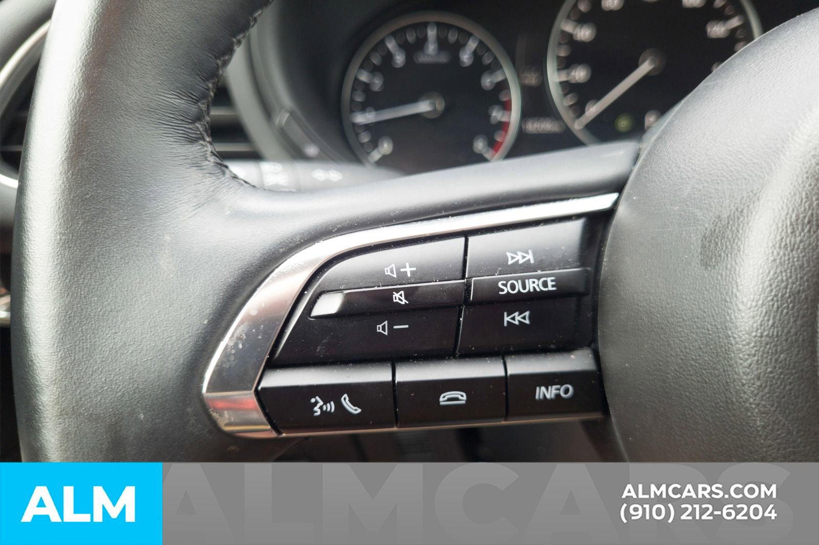 Used 2025 MAZDA MAZDA3 s image 28