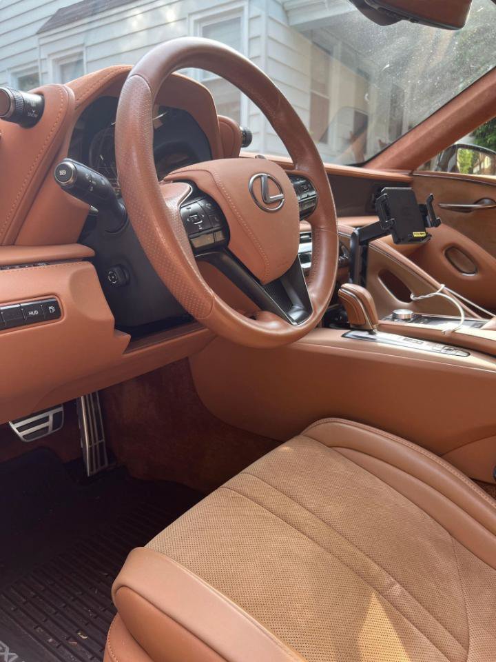 Used 2021 Lexus LC 500 Coupe w/ Performance Package RWD image 33