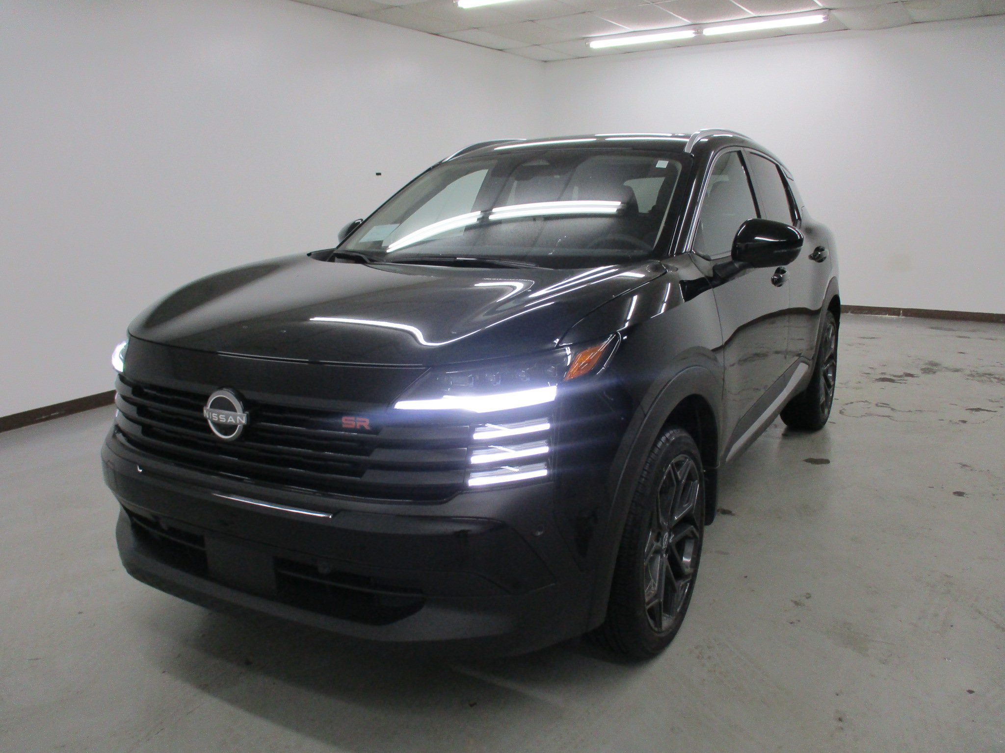 New 2026 Nissan Kicks SR w/ SR Premium Package