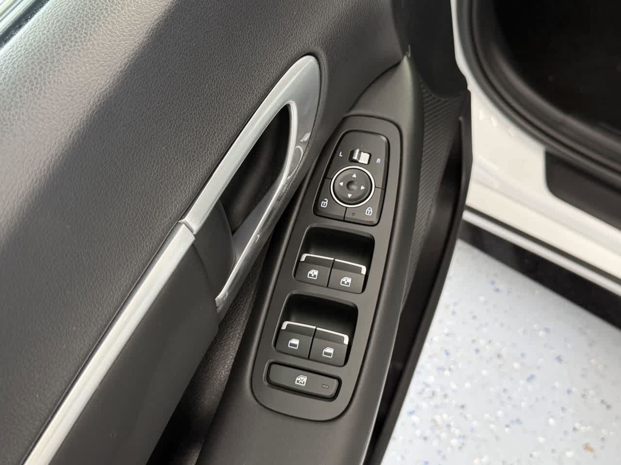 Used 2020 Hyundai Sonata SEL FWD image 12