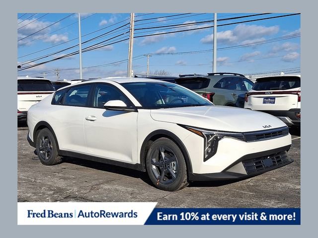 New 2026 Kia K4 LXS