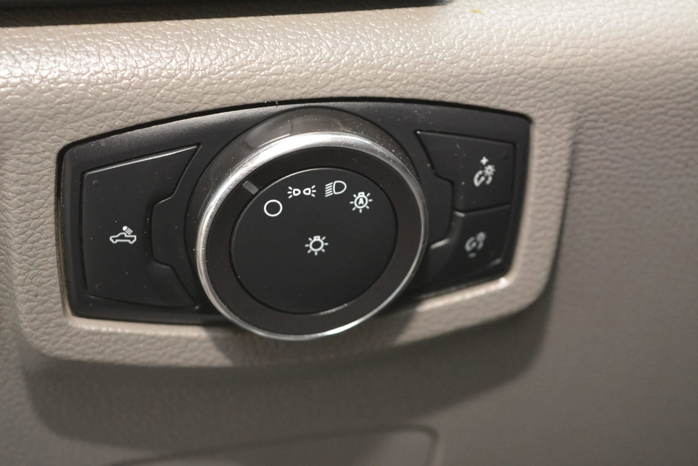 Used 2017 Ford F250 XL w/ XL Value Package image 15