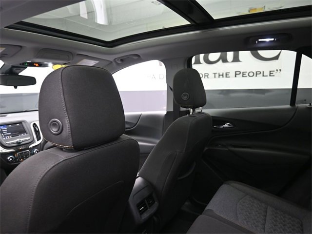 Used 2023 Chevrolet Equinox LT image 24