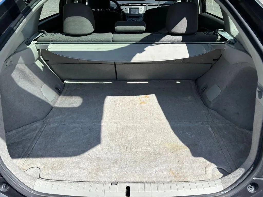Used 2015 Toyota Prius Three w/ Solar Roof Package FWD image 14