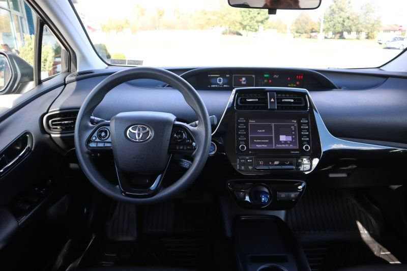 Used 2021 Toyota Prius LE FWD image 11