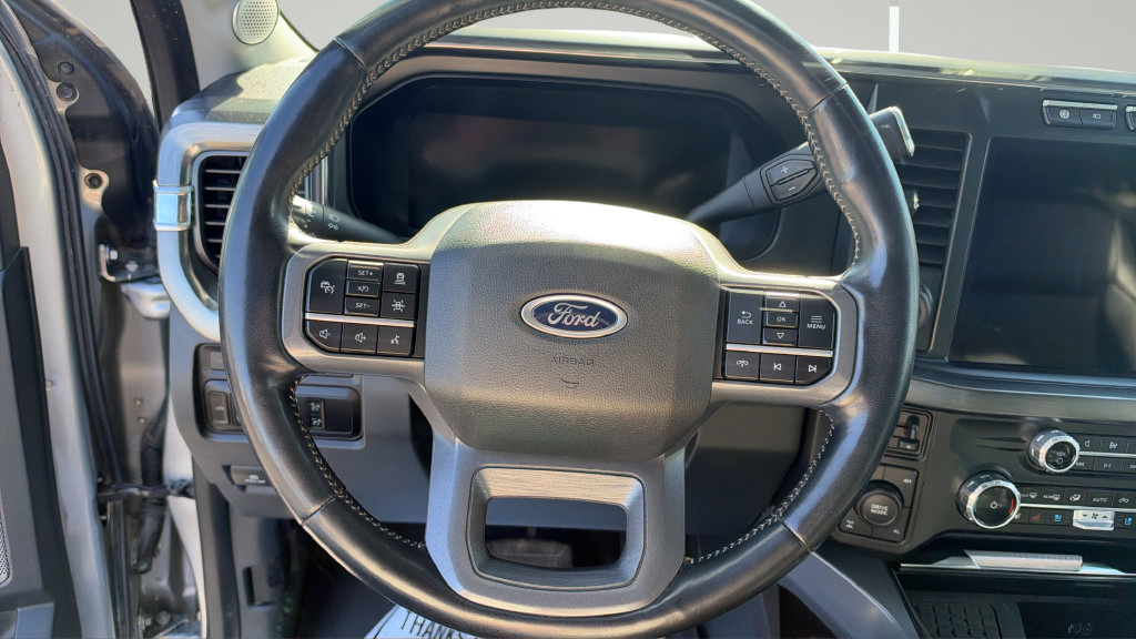 Certified 2024 Ford F250 Lariat w/ Lariat Ultimate Package AWD/4WD image 15