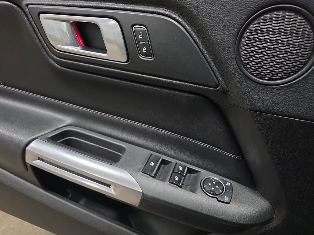 Used 2021 Ford Mustang Premium image 26